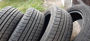 Pneu Hankook 195/55 R15 - 5