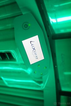 LUXURA X7 42 HIGHBRID horizontalne kolagenove solarium - 5