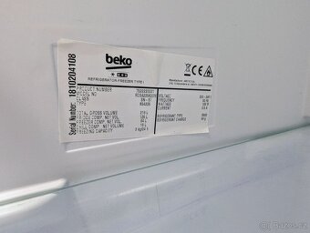 Lednice s mrazákem BEKO RCSA225K20W A+ - 5
