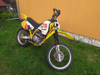 suzuki DR350 - 5