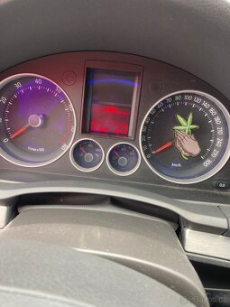 Volkswagen Golf GTI - 5
