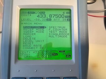 Protek 7830 spektrální analyzátor 2,9 GHz - 5