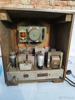 Rádio Philips - 5