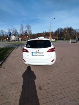 I30 1.6 CRDI - 5