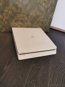Sony PlayStation 4 Slim - 5