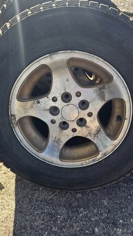 Jeep Cherokee. Prodam komplet zimni kola 225/70/15 - 5