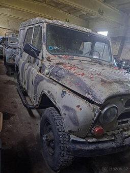 UAZ 469 - 5