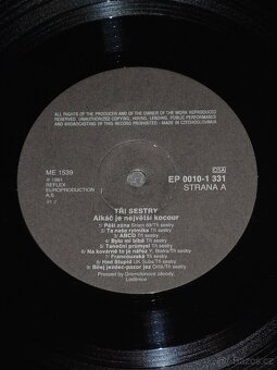 LP Tři Sestry - Alkáč Je Největší Kocour... (1991)  1. PRESS - 5