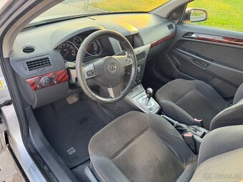 Opel Astra Caravan 1.6 Twinport 77KW - plně pojízdné - 5