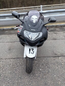 Suzuki gsxr 600 k1 - 5