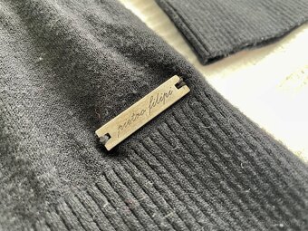 Černý 3/4 svetr značky Pietro Filipi vel. S/M - 5