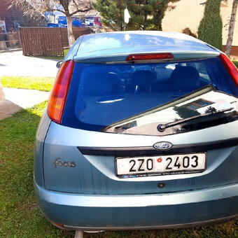Ford focus 1,4 benzín - 5