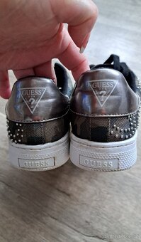 Hezké dámské tenisky Guess - 5