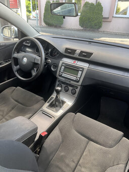 Volkswagen Passat B6 2.0tdi - 5