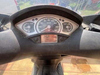 Yamaha X-Max 125 - 5