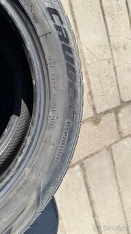 4x letní pneu Kumho Crugen Premium 225/55 R19 99H - 5
