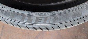 Prodám 4x 235/40R19 96W Michelin Primacy 4 VOL - 5