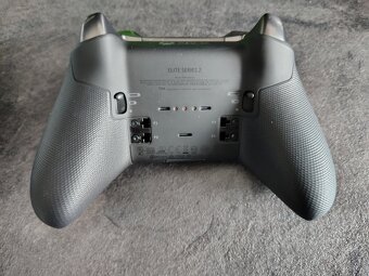 Xbox Elite V2 gamepad - 5