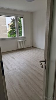 Krásný, prostorný 2+1 s lodžií, po rekonstrukci - 5