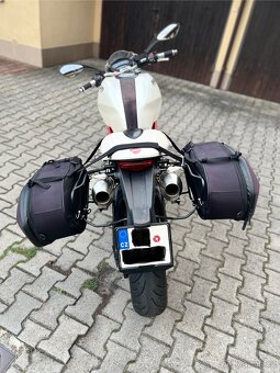Ducati Monster 696 - 5