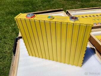 Baterie ThunderSky Winston LiFeYPO4 (260Ah, 300Ah, 400Ah) - 5