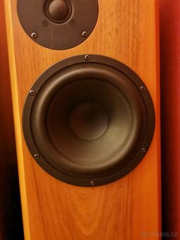 2x sloupy + zesilovač - 5