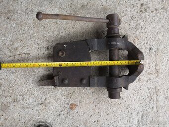 Kovářský svěrák - 5