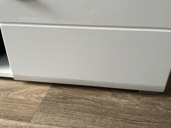 Stolek pod tv + konferenční - 5