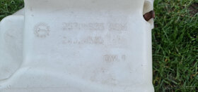 Nádobka ostřikovačů Cadillac SRX - 5