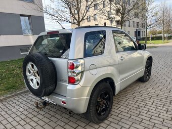 Suzuki Grand Vitara 1.6i - 5