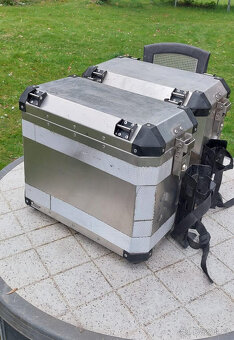 Kufry na moto - 5