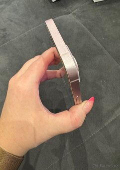 Apple IPhone 13, 128GB, barva pink - 5