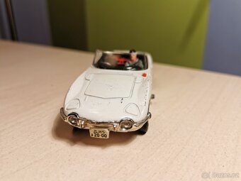 Corgi toys Toyota 2000 JB 007 - 5