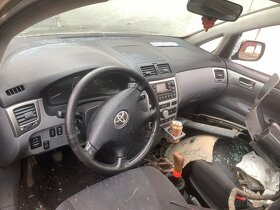 toyota avensis Verso 2.0-85Kw -2001--náhradní díly - 5