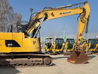 Pasový bagr CAT 321D - 5