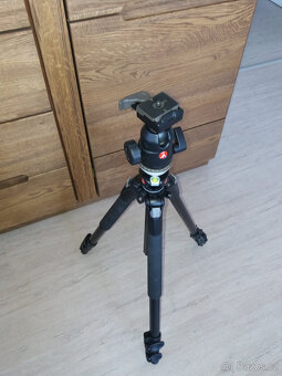 Stativ Manfrotto včetně kulové hlavy - 5