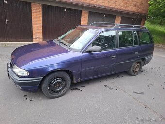 Opel Astra F Caravan 1.6i 52kW 1994 STK 11/26 - 5