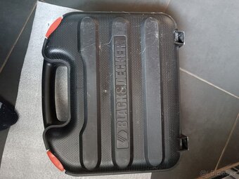 Přímočará pila Black Decker - 5