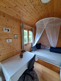 Obytná maringotka/tiny house 2,5 x 8m s pozemkem - 5