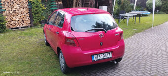 Toyota Yaris 1.0 - 5