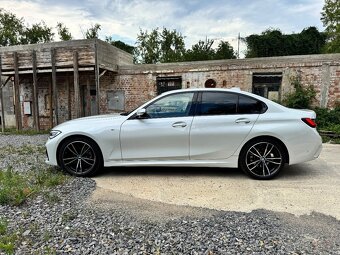 BMW 320d xDrive M paket - 5