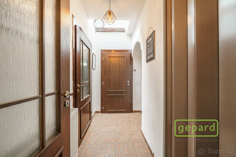Celá přístavba domu. Byt 3+1 (celkem 72,5m²) + víceúčelová m - 5