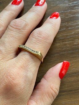 Zlatý dámský prsten - 5
