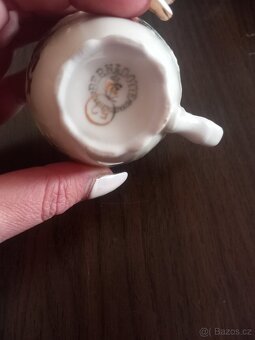 Šálky s podšálky, talíře - 5