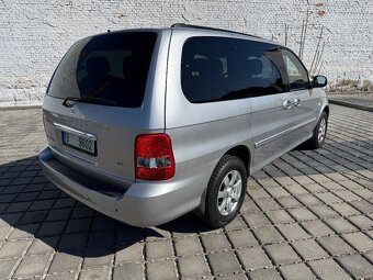 Kia Carnival 2,9Crdi 106kW r.v.2006 6míst - 5