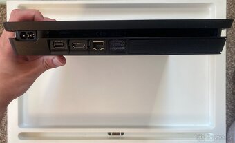 Playstation 4 Slim 500 GB - Perfektní stav - 5