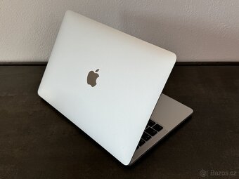 MacBook Pro 13" 2020 512GB / i5 / 16GB / Silver - 5