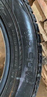 Prodám zimní pneu 225/60 R18 - 5