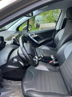 Peugeot 2008 - 5