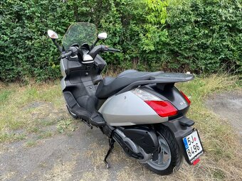 Aprilia Atlantic 500 - 5